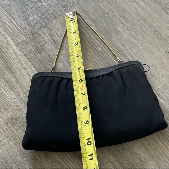 Vintage 1950s Black Fabric Gold Metal Clasp Top Shoulder Bag and Change Purse - Picture 13 of 15